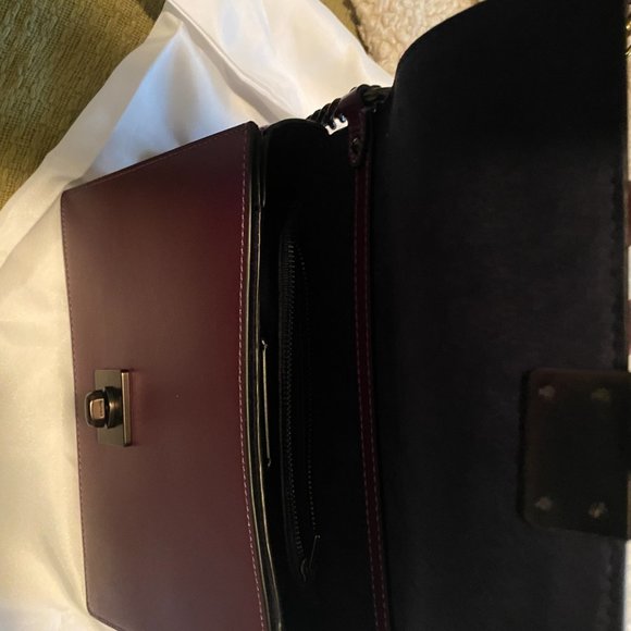 Coach Hutton Shoulder bag Boysenberry #88342 - Picture 2 of 2